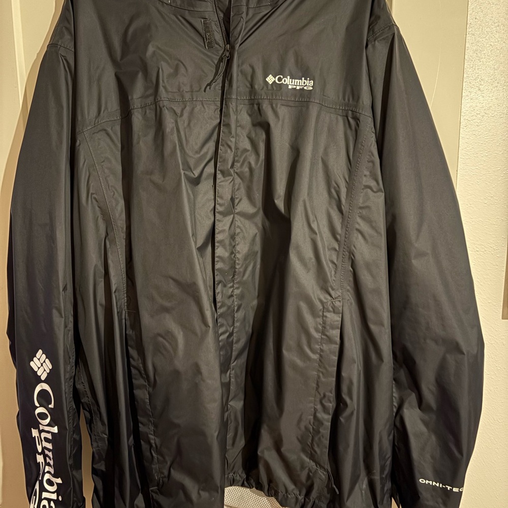 Columbia Men's Black Windbreaker Jacket